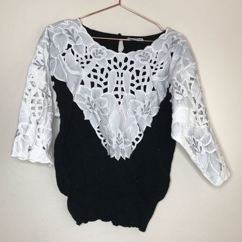 Vintage sweater with embroidered lace detailing